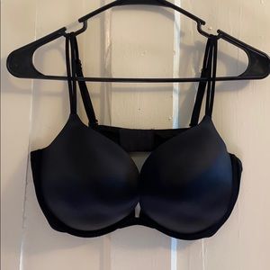 Victoria’s Secret 38D Very Sexy Push-up Bra